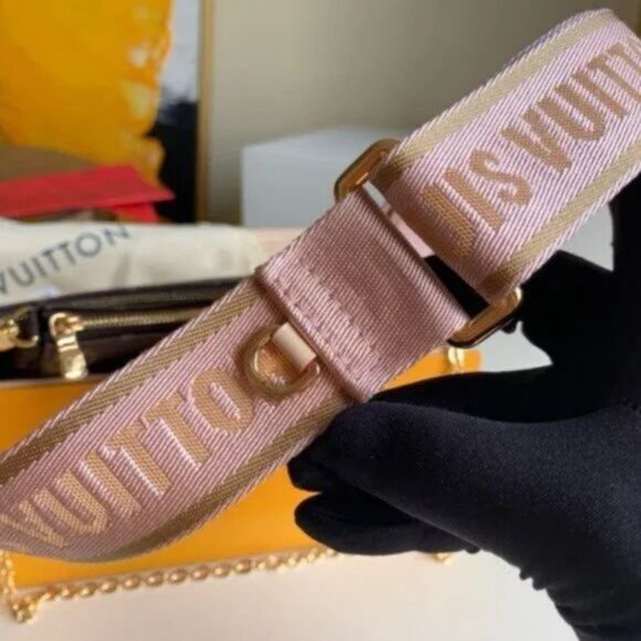 LOUIS VUITTON Rose Claire Monogram Canvas Multi Pochette - Picture 7 of 7